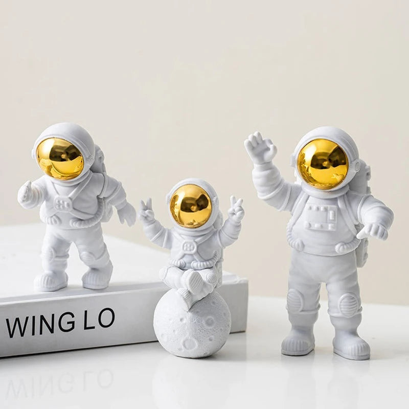 3Pcs Astronaut Figure - My Own Cosmos